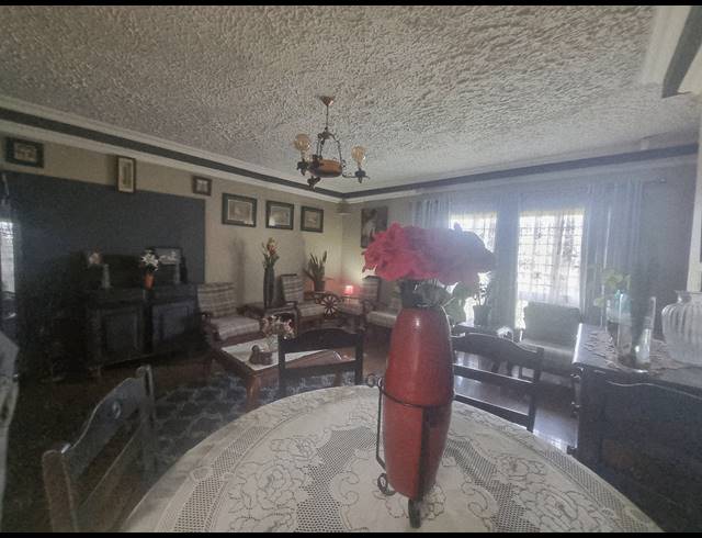 5 BEDROOM HOUSE FOR SALE IN RICHEM